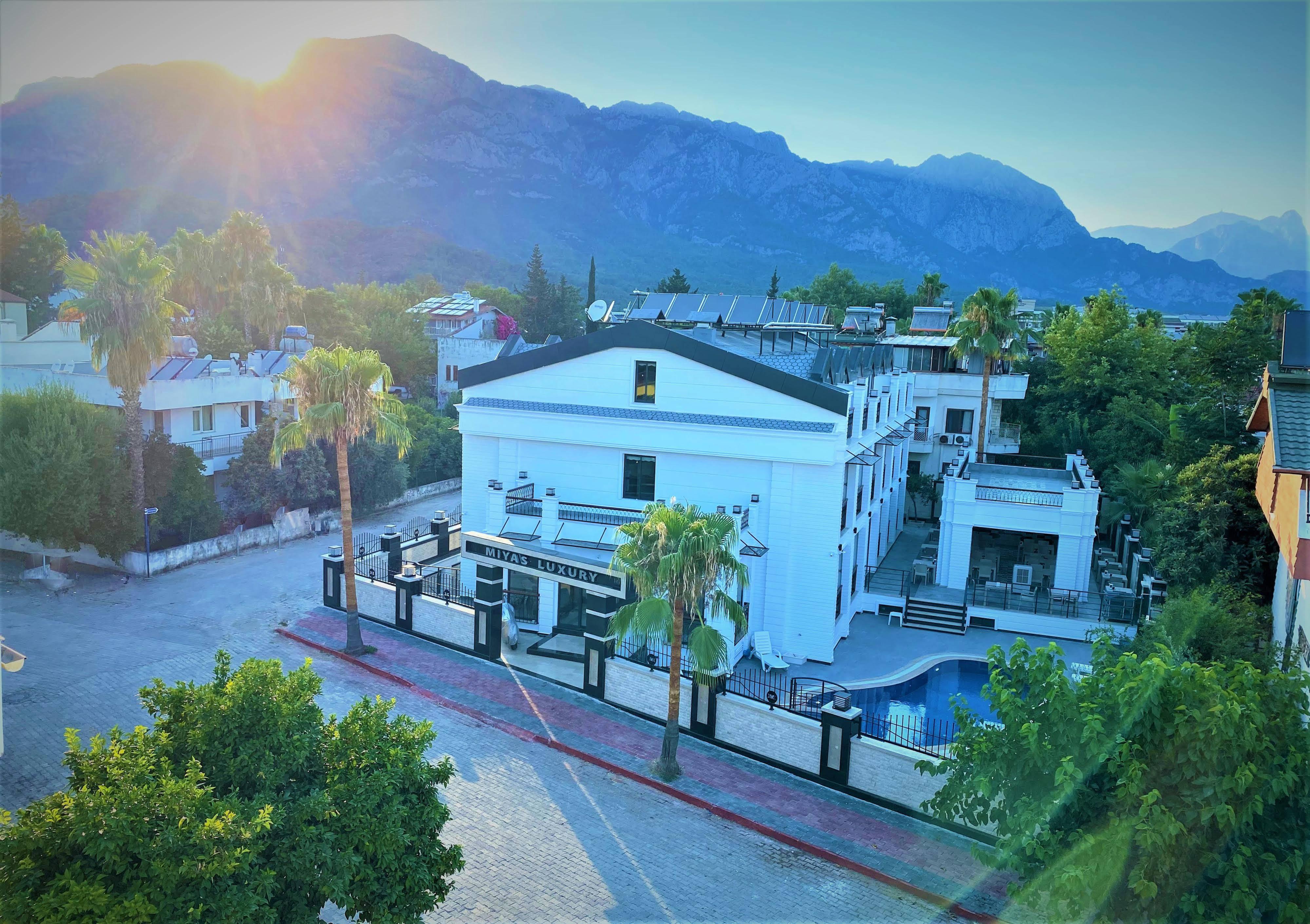 Hotel Miyas Luxury